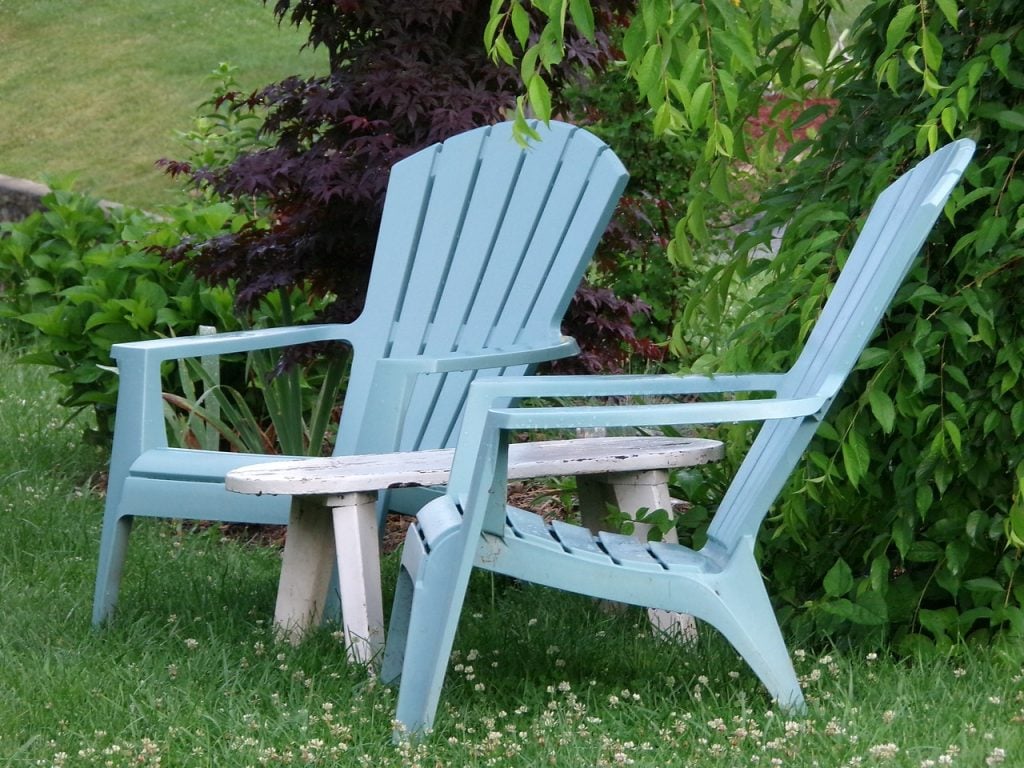 How to Clean Patio Furniture