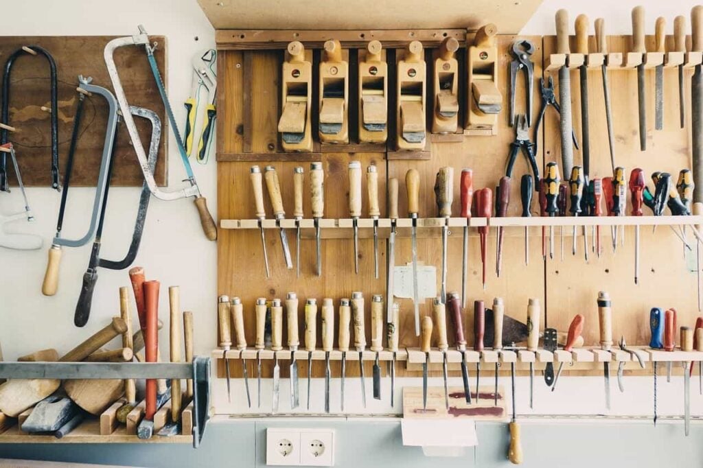 Tips for Cleaning Out the Garage