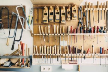 Must Read Tips for Cleaning Out the Garage