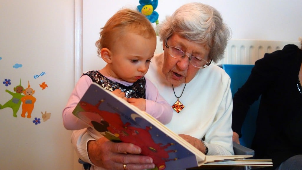 How to Read to a Child: Tips and Tricks to Get Them Engaged