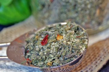 How to Make Homemade Italian Seasoning