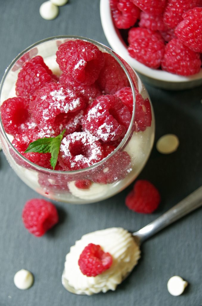 Looking for a delicious and easy dessert recipe? Try this White Chocolate Cheesecake Mousse Recipe 