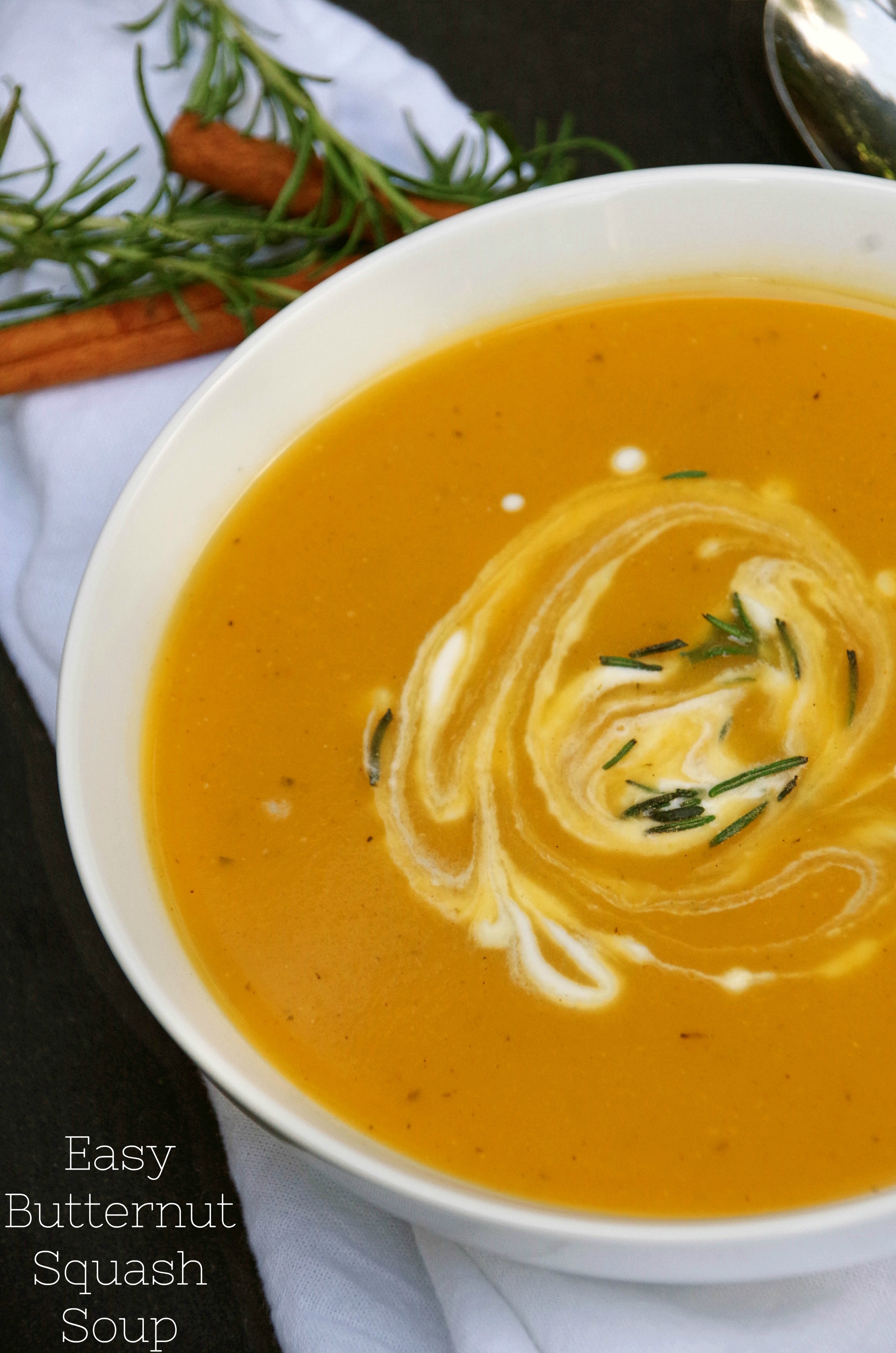Easy Butternut Squash Soup Recipe with Apples and Cinnamon