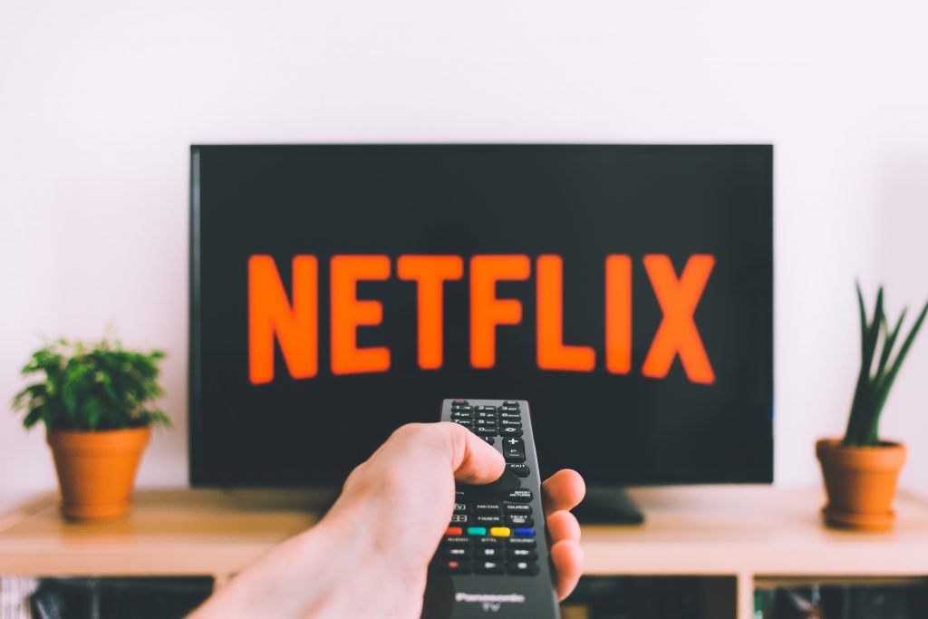 streaming netflix on tv