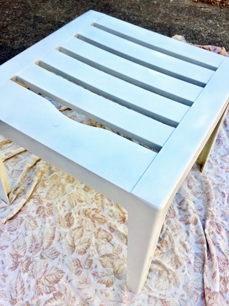 white plastic outdoor furniture