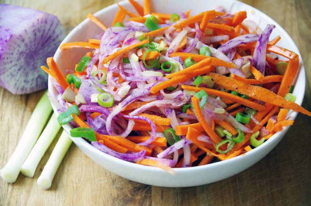 Diakon Radish and carrot Salad