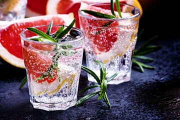 Citrus refreshing lemonade with rosemary and grapefruit